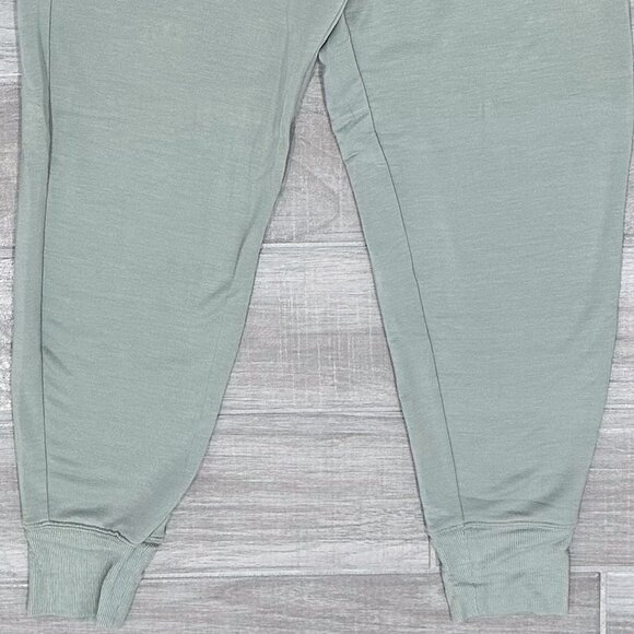 Athleta Coaster Luxe High Rise Ultra-Soft Jogger Pants in Light Sage Green Sz XS - Picture 7 of 16